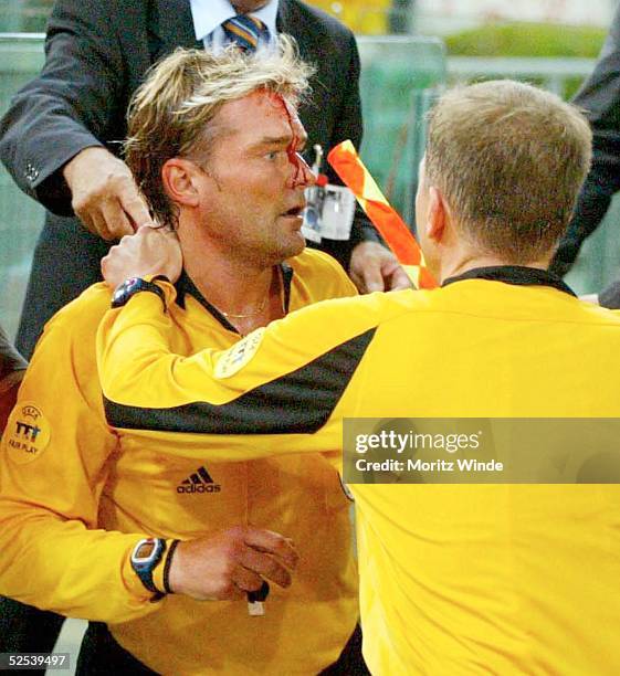 183 Anders Frisk Photos & High Res Pictures Getty Images