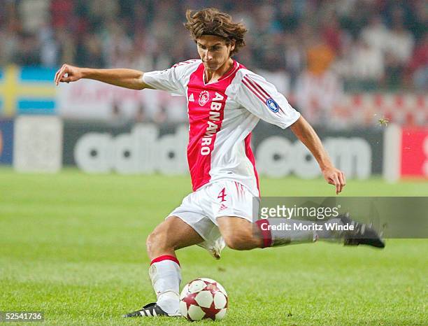 Fussball: Champions League 04/05, Amsterdam; Ajax Amsterdam - Juventus Turin 0:1; Julien ESCUDE / Amsterdam 15.09.04.