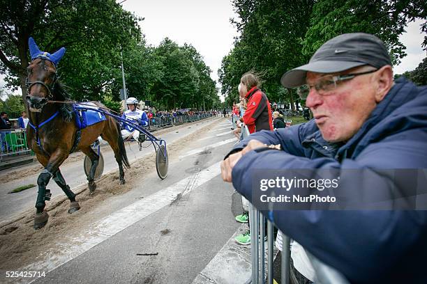 On 28th July 2015 - During the yearly horsemarket horse cart racing takes place on a makeshift course in the centre of town. Sand is layed on top of...