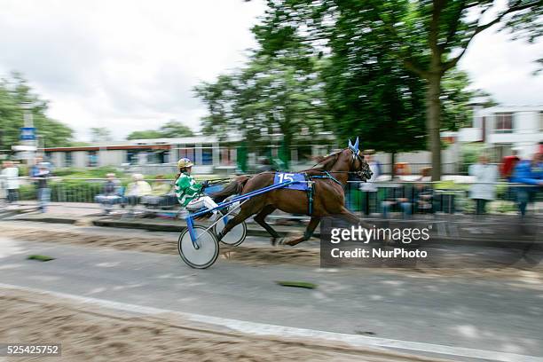 On 28th July 2015 - During the yearly horsemarket horse cart racing takes place on a makeshift course in the centre of town. Sand is layed on top of...