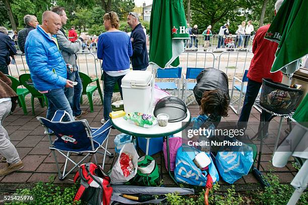 On 28th July 2015 - During the yearly horsemarket horse cart racing takes place on a makeshift course in the centre of town. Sand is layed on top of...