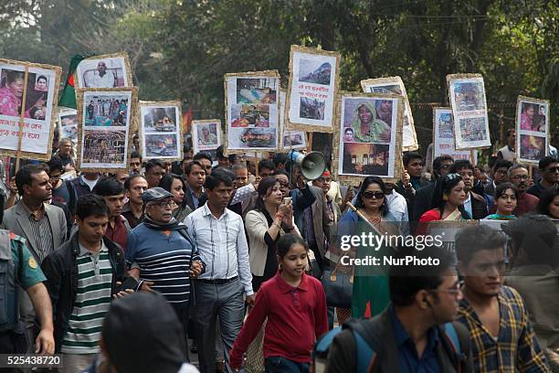 From general people and activist stage a protest at Central Shahid Minar in Dhaka against the blockade imposed by the BNP lead 20 party. Protesters...