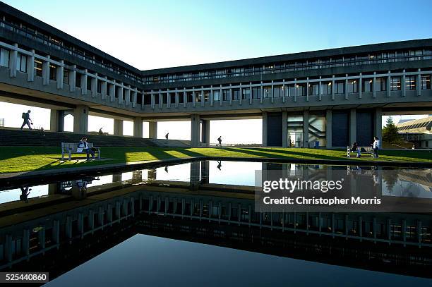 The reflecting pool in the academic quadrangle on the campus of Simon Fraser University in Vancouver, British Columbia. Many of the buildings on the...