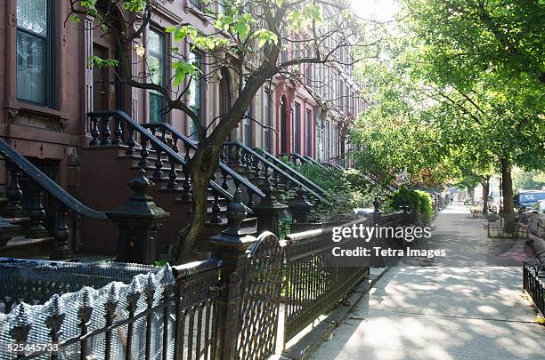 usa, new york city, brooklyn, empty street - brooklyn brownstone stock pictures, royalty-free photos & images