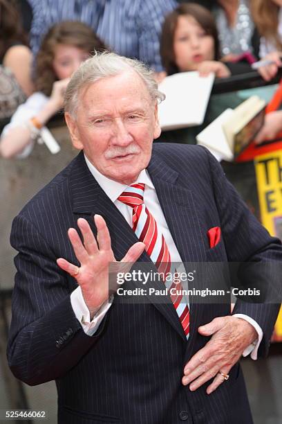 Entertainment - Leslie Philips at the UK Film Premiere of HARRY POTTER AND THE DEATHLY HALLOWS - PART 2, Trafalgar Square, London 7 July 2011