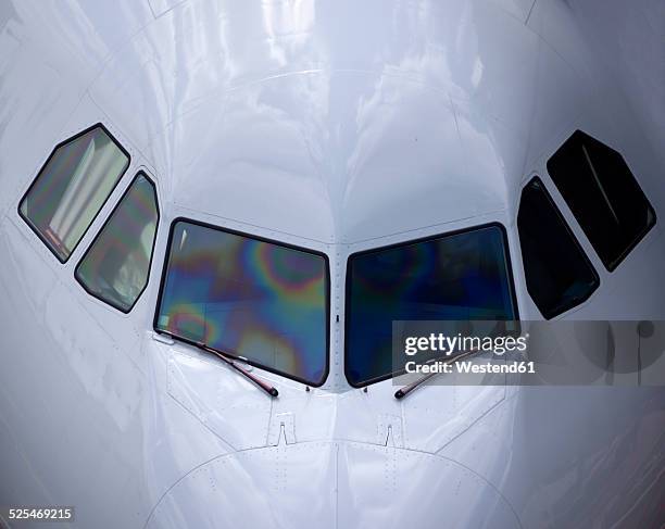 germany, hesse, frankfurt, airport, cockpit of an airplane - cabine imagens e fotografias de stock