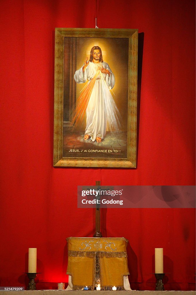 Altar, Merciful christ