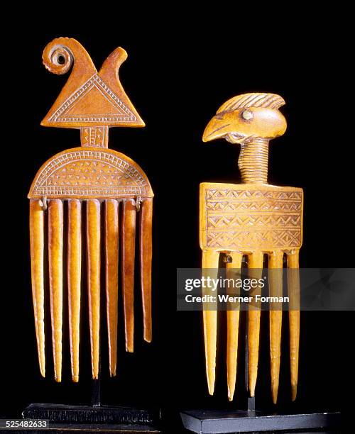 Ashanti comb. Combs were usually given as gifts from admirers or presented at marriage and women often wore more than one in their hair. They were...