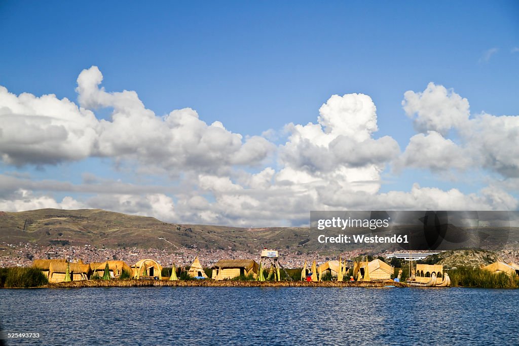 South America, Peru, Uros people living on the floating islands of the Lake Titicaca