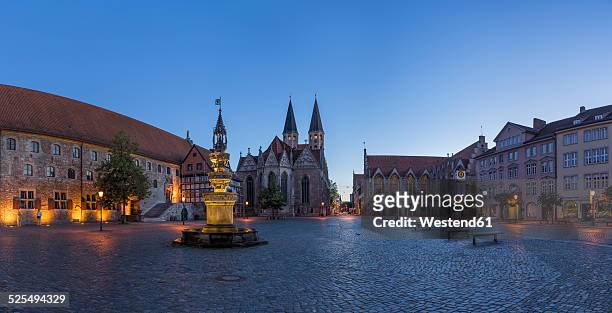 germany, lower saxony, braunschweig, old town market square in the evening - braunschweig stock pictures, royalty-free photos & images