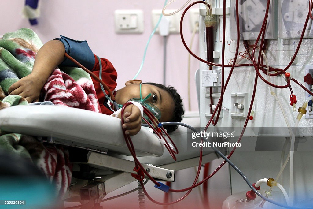 Palestinian children patients undergo to kidney dialysis in Gaza