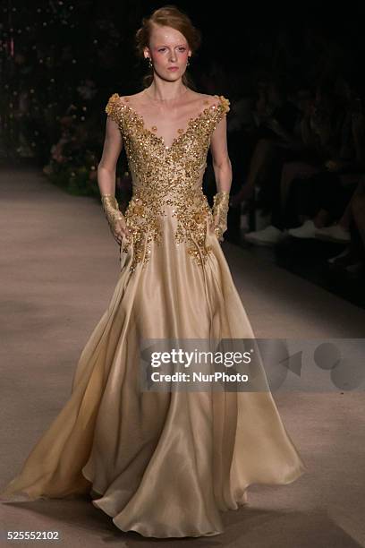 Model walks the runway during the Samuel Cirnansck fashion show as part of Sao Paulo Fashion Week - winter 2016 on October 21, 2015 in Sao Paulo,...