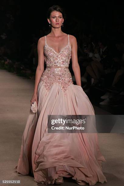 Model walks the runway during the Samuel Cirnansck fashion show as part of Sao Paulo Fashion Week - winter 2016 on October 21, 2015 in Sao Paulo,...