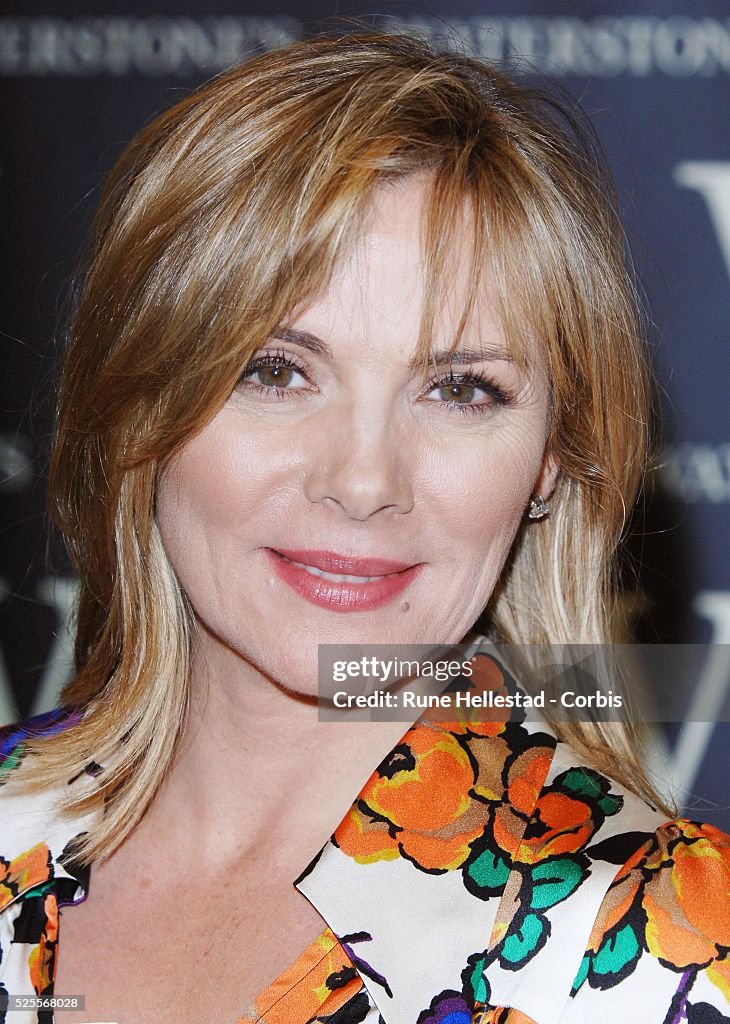 Booksigning - Kim Cattrall - London