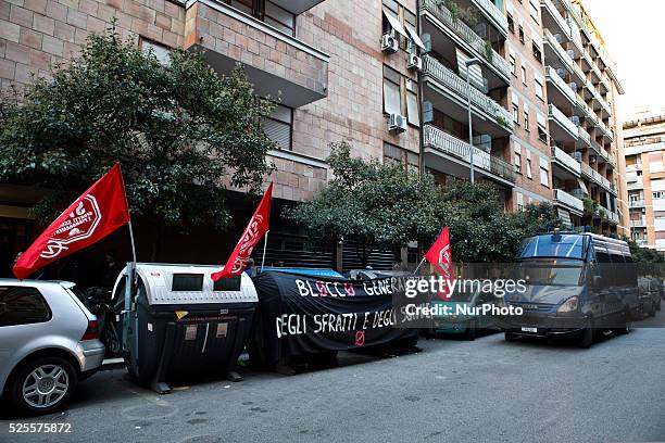 Police van ready to carry out the eviction of Mr. Silvio who is forced to leave his home after 17 years.