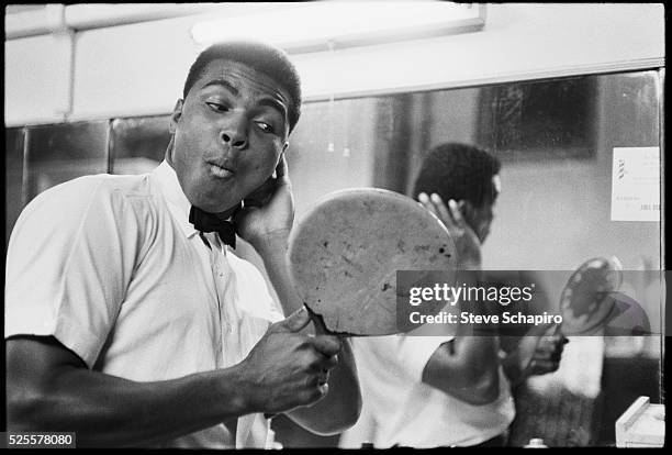 Cassius 169 Cassius Clay 1960 Stock Photos, High-Res Pictures, and Images ...