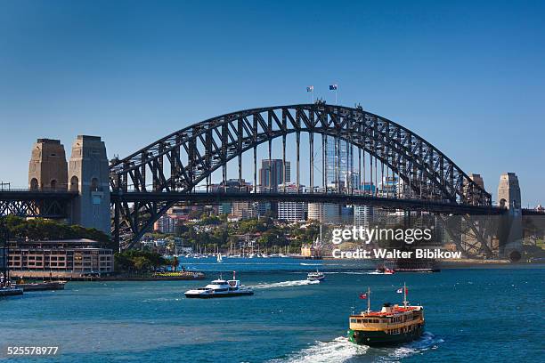 australia, new south wales, exterior - sydney harbour bridge stockfoto's en -beelden