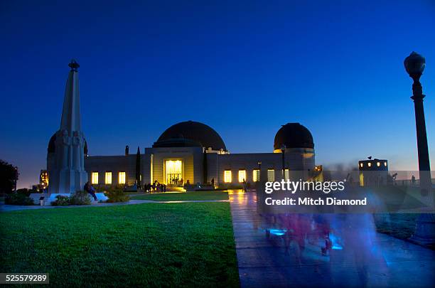 griffith park observatory - observatório do parque griffith imagens e fotografias de stock