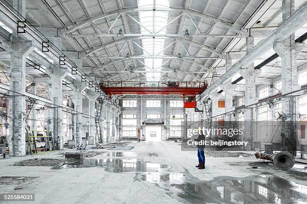 Metal Shop Photos and Premium High Res Pictures - Getty Images