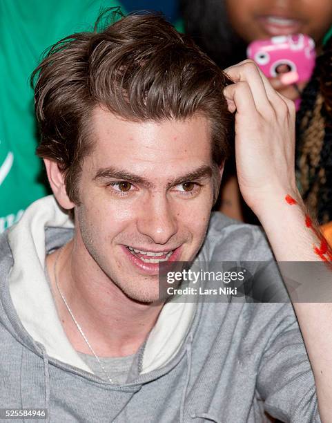 Andrew Garfield of The Amazing Spider-man takes part in the Be Amazing, Stand Up and Volunteer initiative at the Farragut House in Brooklyn. �� LAN