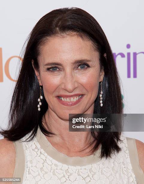 Mimi Racers 1,046 Mimi Rogers Photos Stock Photos, High-Res Pictures, and Images ...