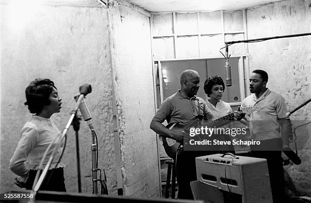 The Staple Singers in recording studio