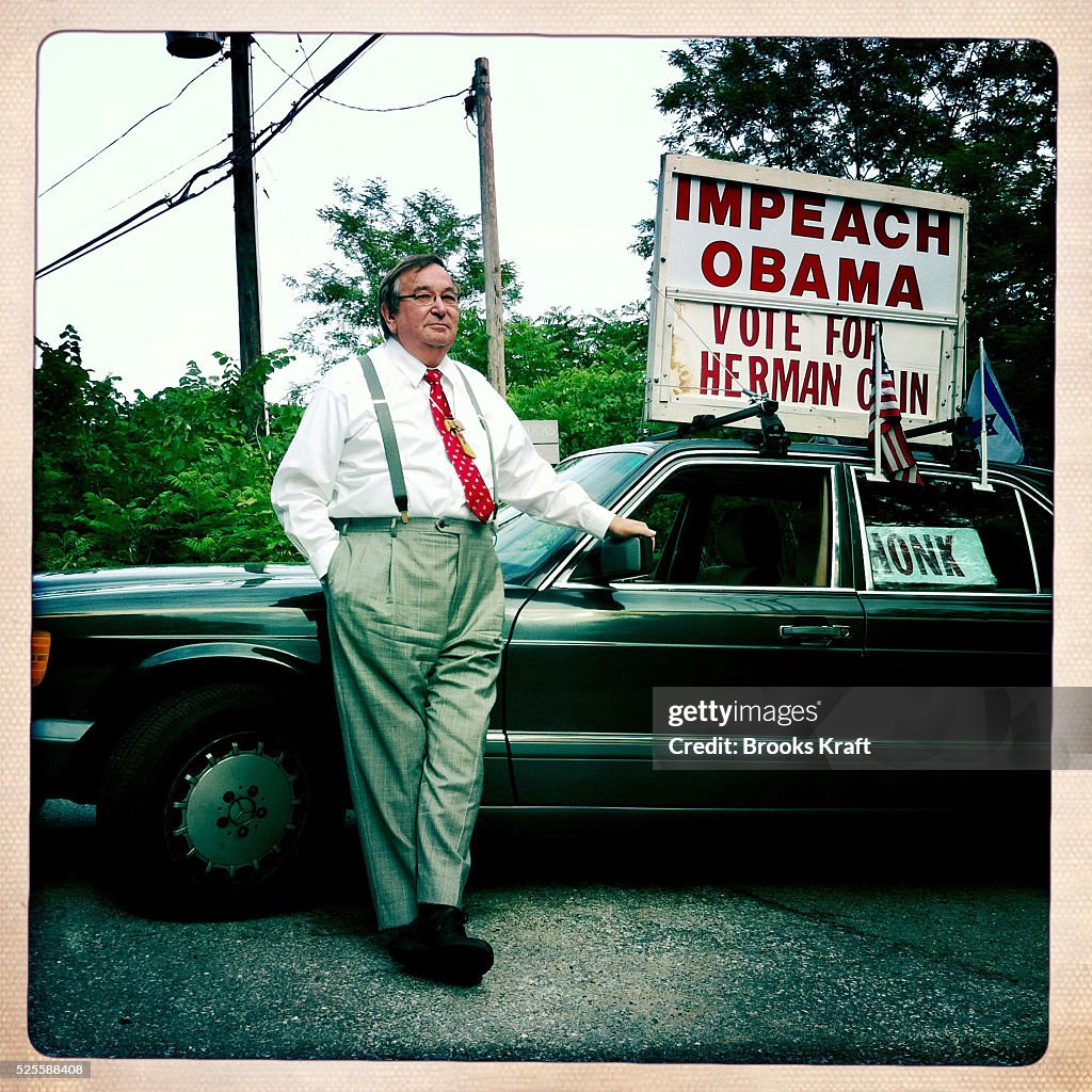 USA - 2012 Elections - iPhone Captures the Republican Campaigns