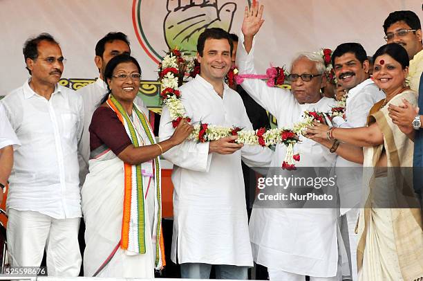 Congress Vice President Rahul Gandhi and CPI veteran and former Chief Minister Buddhadeb Bhattacharjee during a joint election rally at Park Circus...