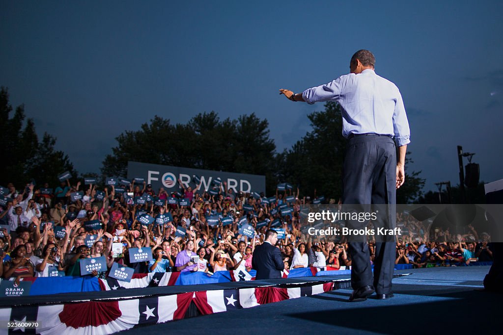 President Obama campaigns in Virginia