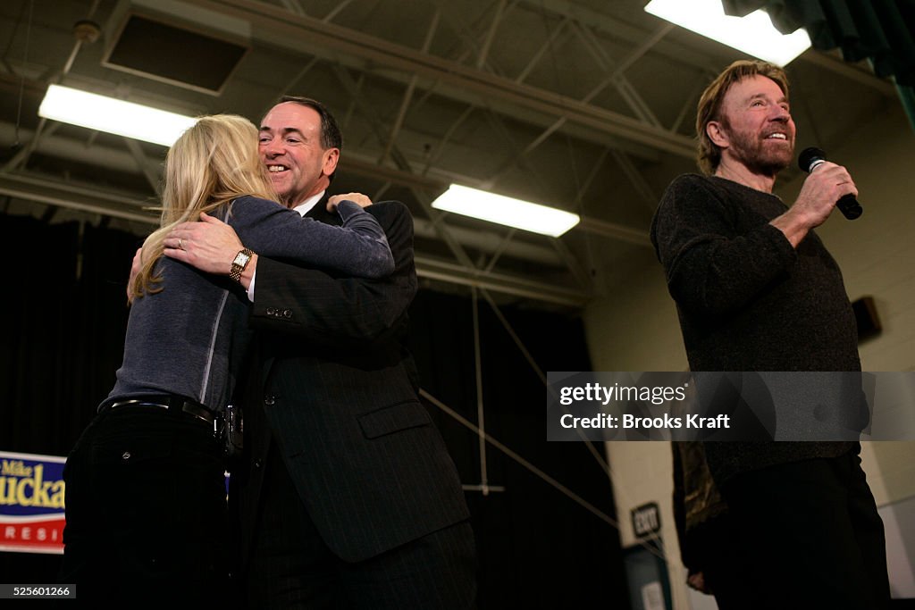 USA - 2008 Elections - New Hampshire - Huckabee Campaigns