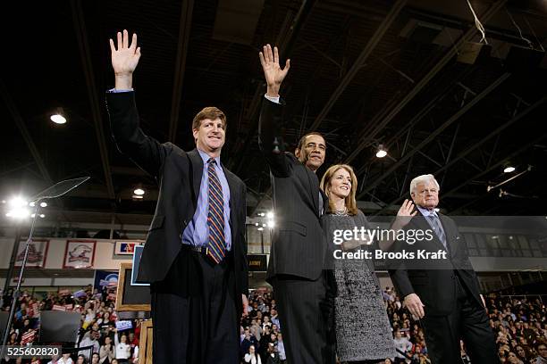 Democratic presidential hopeful Senator Barack Obama waves to supporters after he is endorsed by members of the Kennedy family at a rally at American...