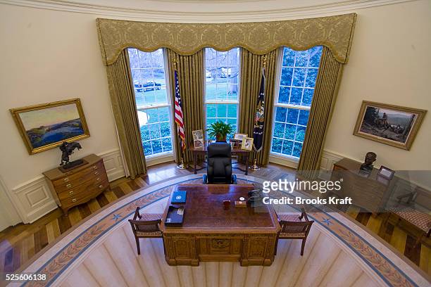 An intererior view of the Oval Office when empty, at the White House, during the George W Bush Administration. The Oval Office is the official office...