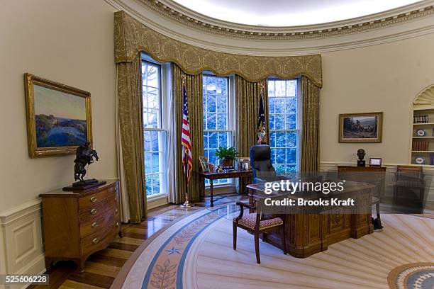 An intererior view of the Oval Office when empty, at the White House, during the George W Bush Administration. The Oval Office is the official office...
