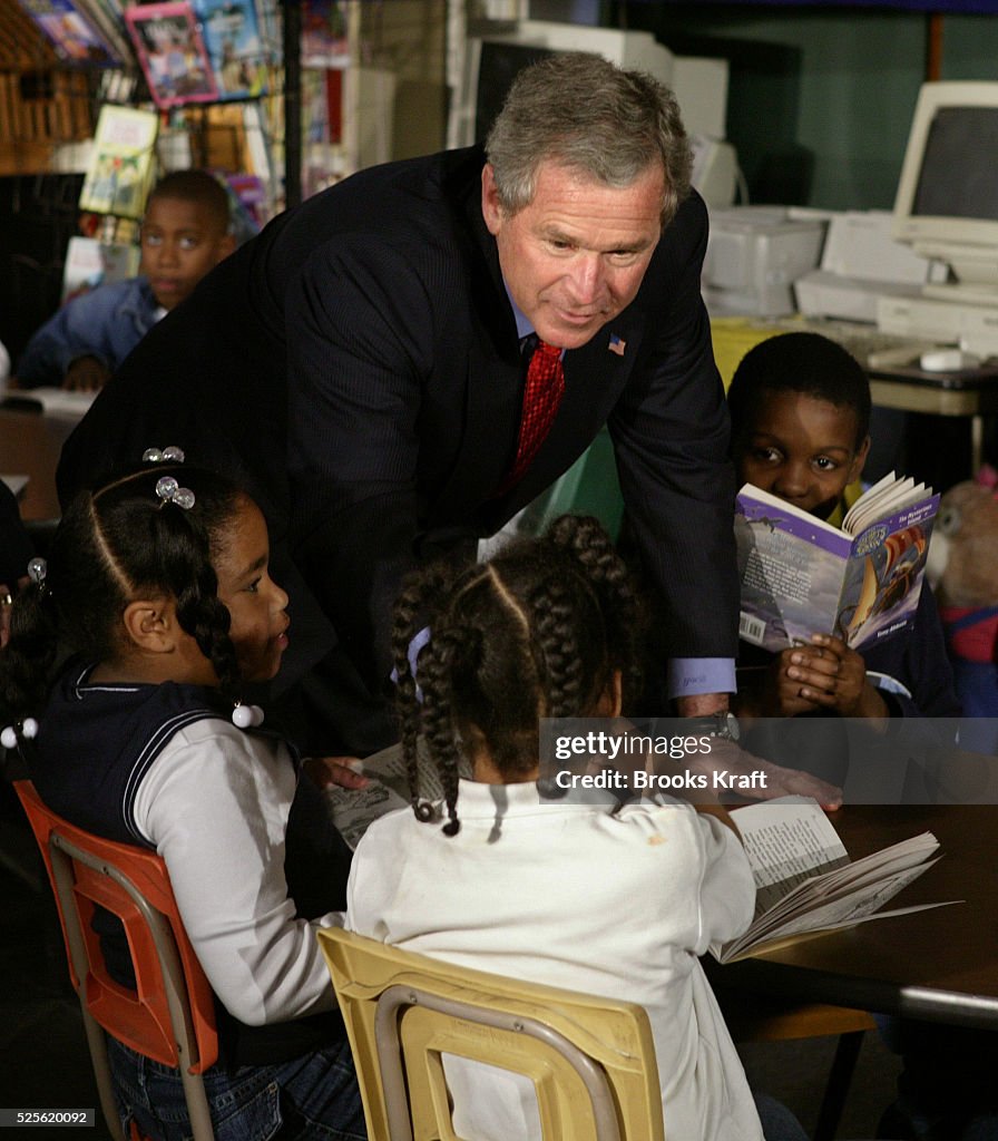 Bush Visits Pierre Laclede Elementary School