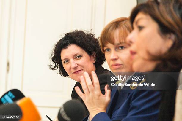 Brussels press conference on the future of the federal police in Belgium. From left to right mrs Annemie Turtelboom, minister of Justice, Catherine...