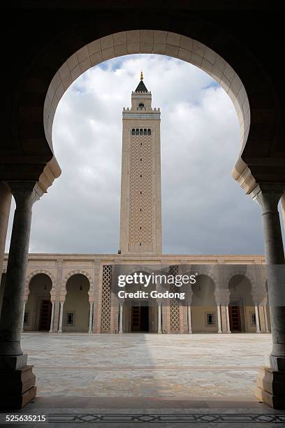 tunisian mosque - mosque of tunis stock pictures, royalty-free photos & images