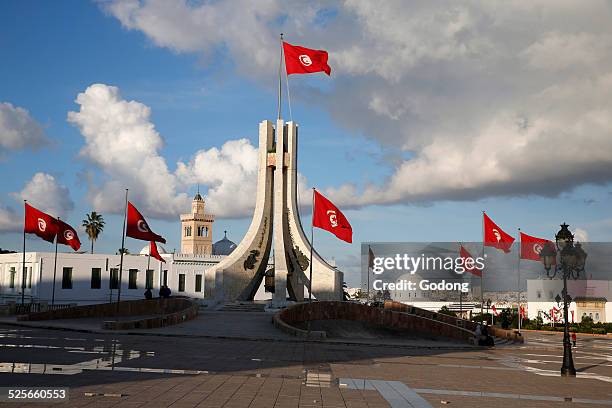 tunis landmark - tunesien stock-fotos und bilder