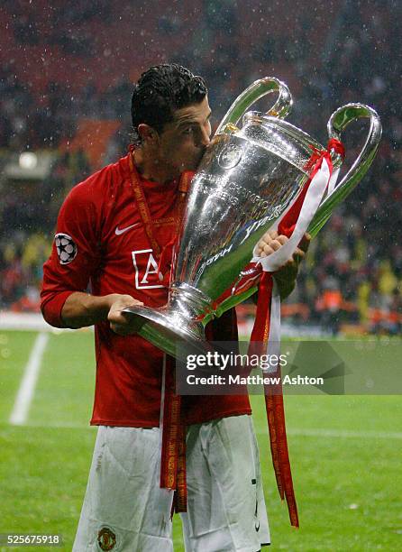 Cristiano Ronaldo of Manchester United kisses the Champions League Trophy