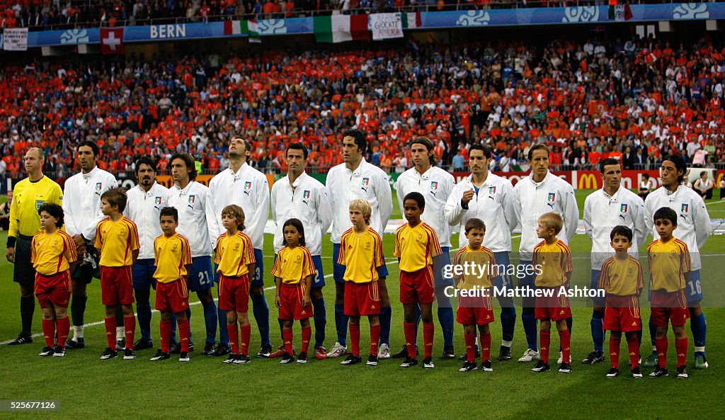 Soccer - UEFA EURO 2008 - Netherlands vs. Italy