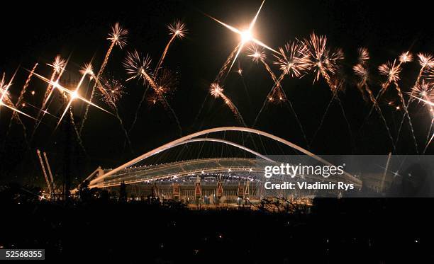 Eroefnungsfeier / Stadt: Olympische Spiele Athen 2004, Athen; Uebersicht, Olympiastadion 13.08.04.