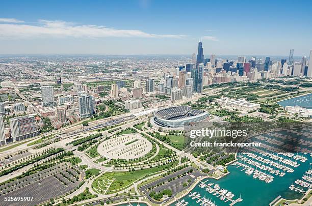 chicago skyline aerial view - lakeside stadium stock pictures, royalty-free photos & images