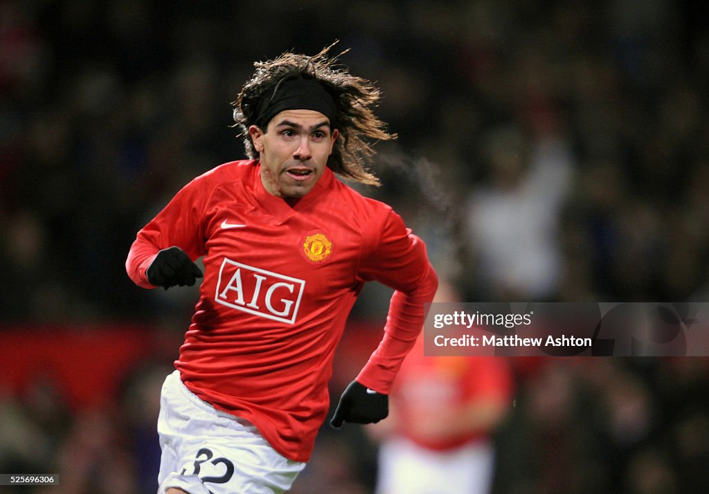 Soccer - UEFA Champions League - Manchester United vs. AaB Aalborg