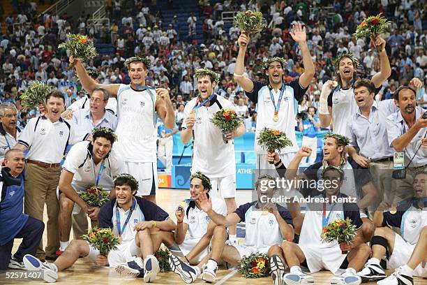 Basketball / Maenner: Olympische Spiele Athen 2004, Athen; Finale: Italien - Argentinien ; GOLD Team Argentinien 28.08.04.