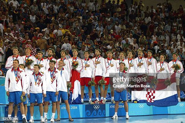 Handball / Maenner: Olympische Spiele Athen 2004, Athen; Finale: Deutschland - Kroatien - 24:26; Team CRO / Gold 29.08.04.