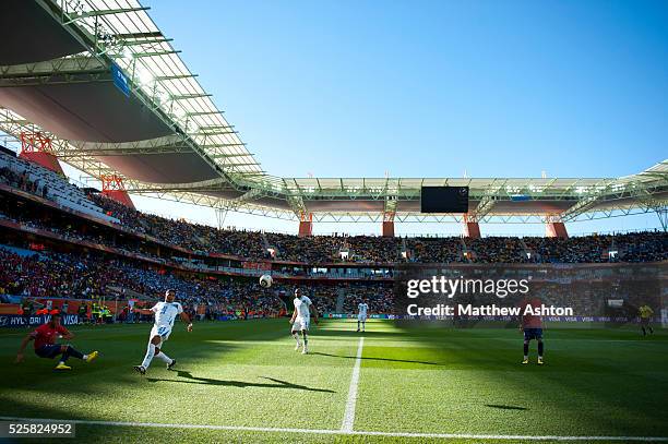 Alexis Sanchez of Chile crosses the ball in The Mbombela Stadium in Nelspruit