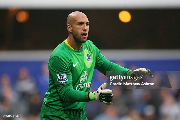 Tim Howard of Everton