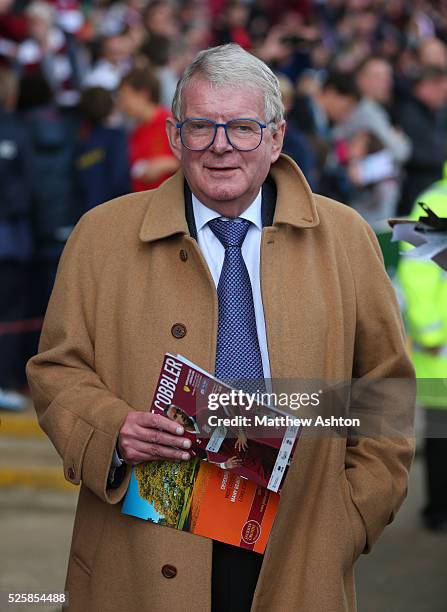 Football Commentator John Motson reads out the teams