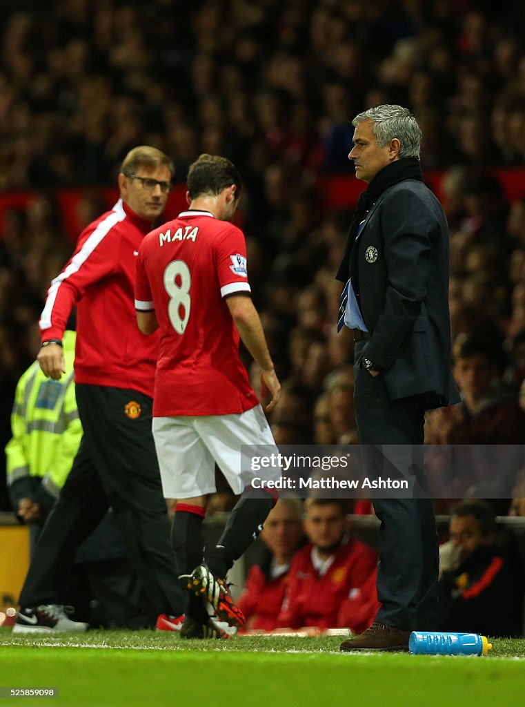 Soccer - Barclays Premier League - Manchester United vs. Chelsea