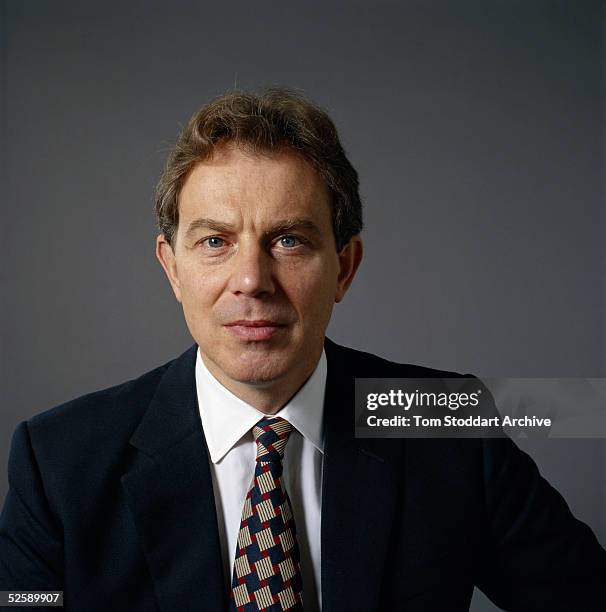 Tony Blair 1997 General Election Campaign Photos and Premium High Res