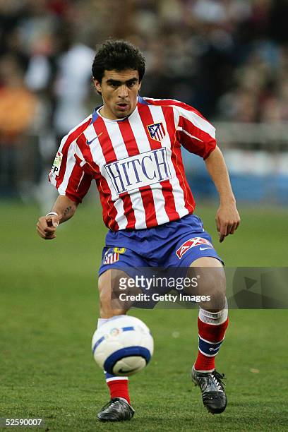 Ariel Ibagaza of Atletico Madrid in action during a Primera Liga soccer match between Atletico Madrid and Levante on February 13, 2005 in Madrid,...